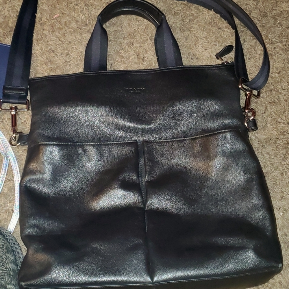 Authentic coach tote/bag
